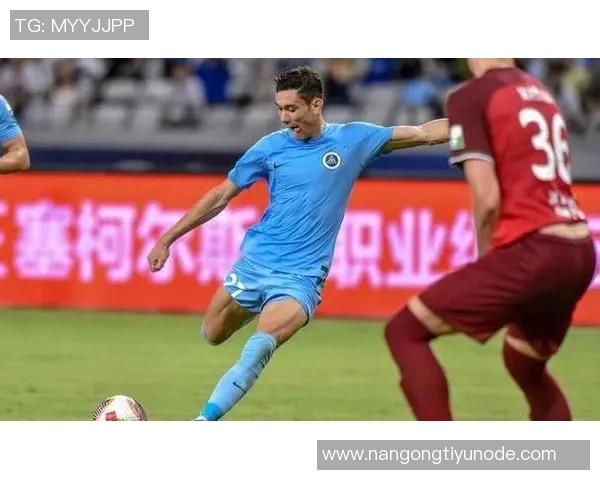 拜合拉木错失良机球停得太靠后导致单刀机会流失