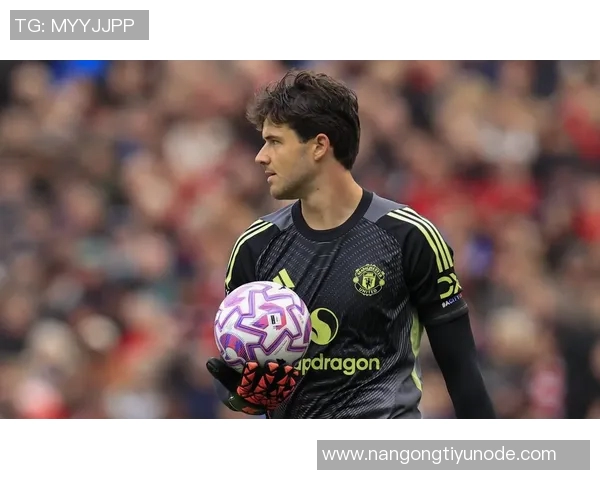 凌晨1点的坚持曼联门将拉门斯被曝加练锻炼不懈怠