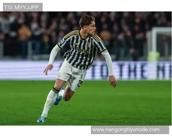 瑞士天空报道那不勒斯冬窗计划租借梅努以增加其出场机会